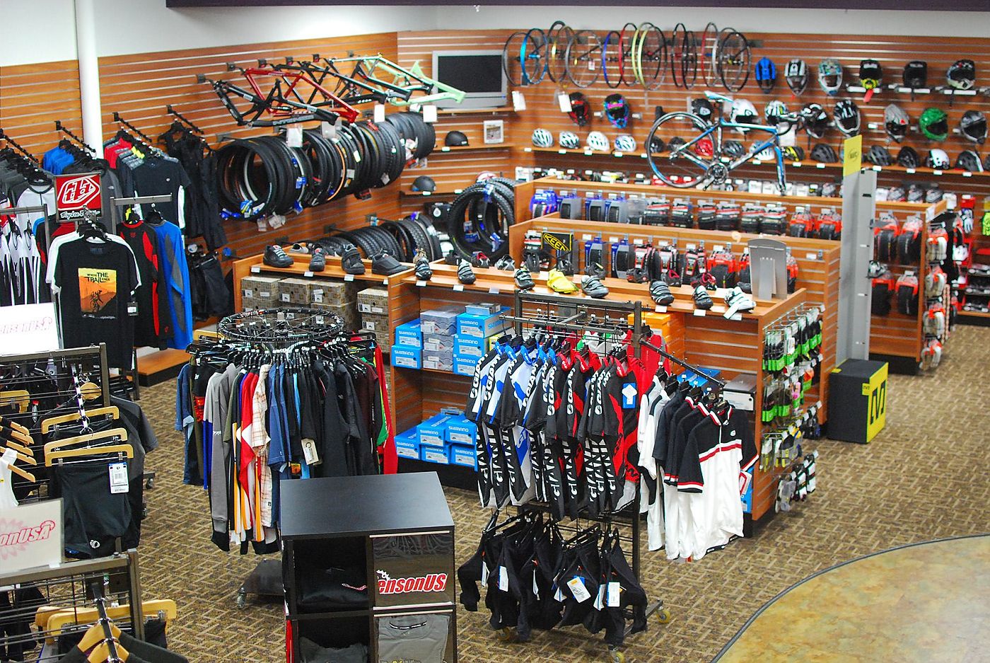 Jenson USA completes store renovation, adds Giant to lineup Bicycle